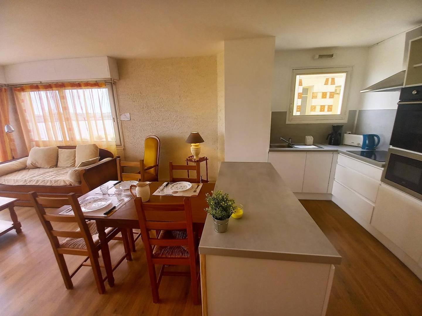 Royan - Vue Mer Pour Cet Appartement Face A La Plage - Grande Conche 외부 사진