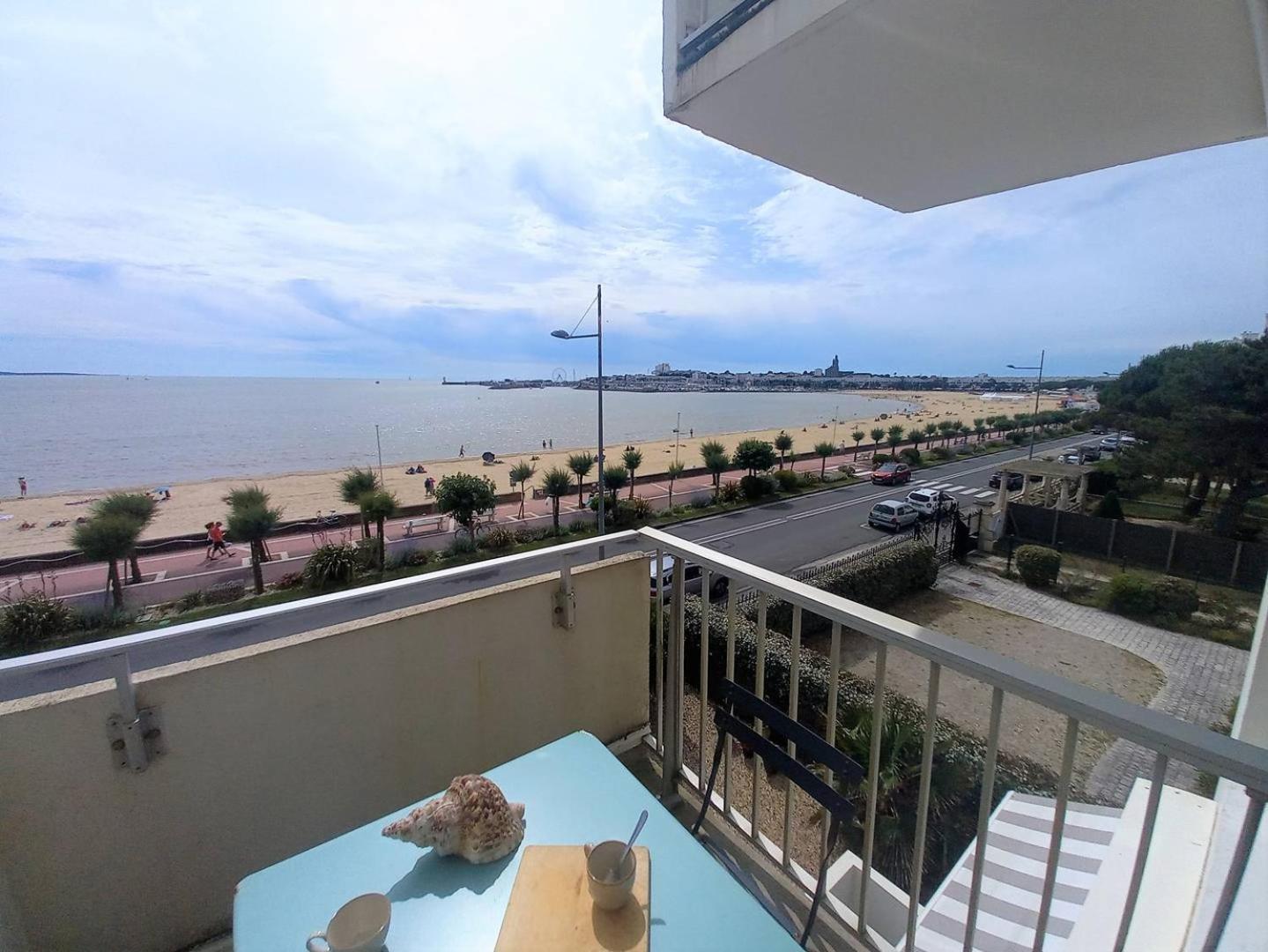 Royan - Vue Mer Pour Cet Appartement Face A La Plage - Grande Conche 외부 사진