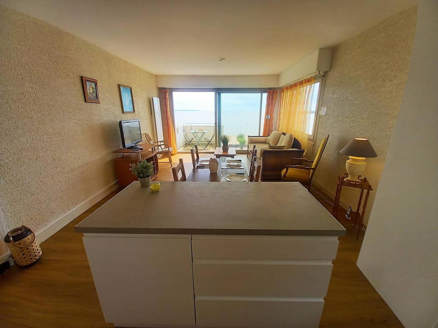 Royan - Vue Mer Pour Cet Appartement Face A La Plage - Grande Conche 외부 사진